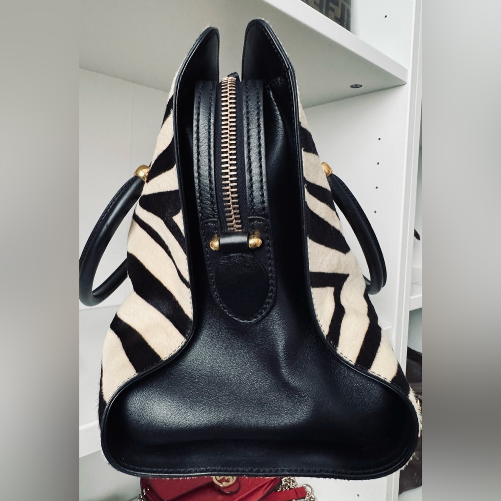 Tod’s Zebra Print Calfskin HandBag w/COA - Picture 5 of 7